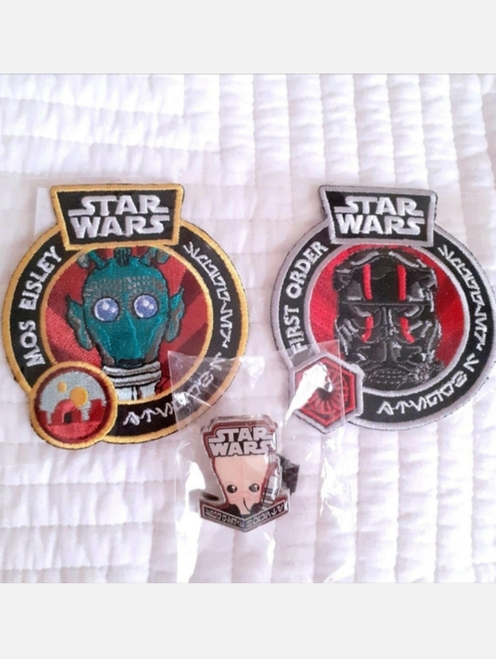 NEW Funko Star Wars: 3" Mos Eisley and First Order Patches & 1" Figrin D'an Pin